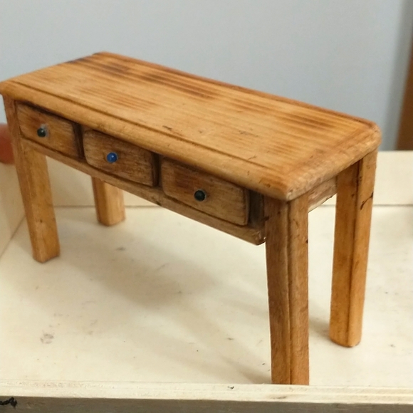 Miniature Wooden Office Desk with three opening drawers. - Picture 2 of 3